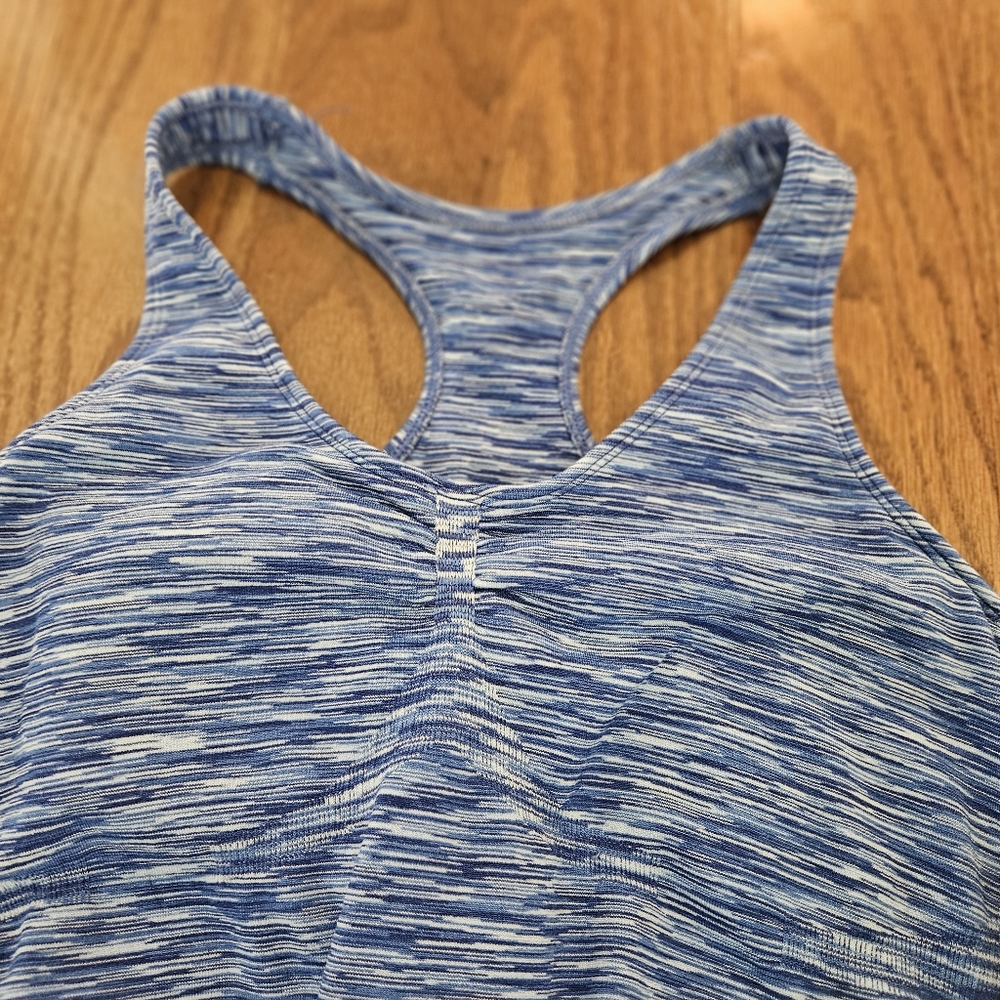 Two Tank Tops Racerback Tanks XS - Picture 3 of 3